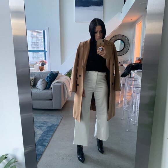 Babaton Jackets & Blazers - Babaton Camel Double-Breasted Coat